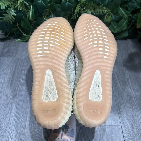 Authentic Adidas Yeezy Boost 350 V2Lundmark (Reflective) Men Size 12 main image 4